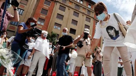 Pamplona rinde homenaje a Nagore Laffage y exige "justicia reparadora"