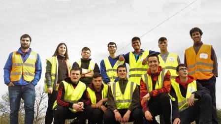 Los alumnos encargados de los huertos sociales de Peralta.