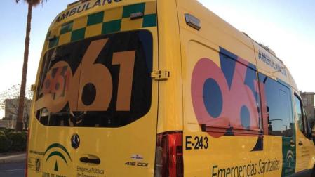 Ambulancia de la Empresa Pública de Emergencias Sanitarias andaluza.