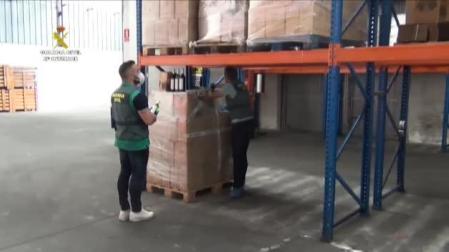 Desarticulada una red que revendía botellas de vino de una estafa y con etiquetado falso