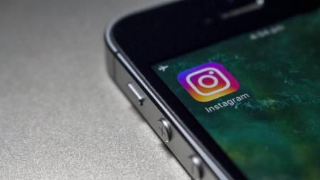 Aprender en casa: clases de conducir en Instagram