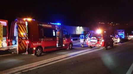 Dos heridos en un choque entre dos vehículos en la N-121 en Tiebas