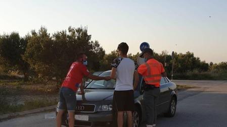 Denunciados en Navarra cuatro ocupantes de un coche por no llevar mascarilla