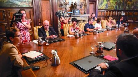 La presidenta María Chivite y los consejeros del Gobierno foral, reunidos el pasado 8 de agosto de 2019, tras tomar posesión.
