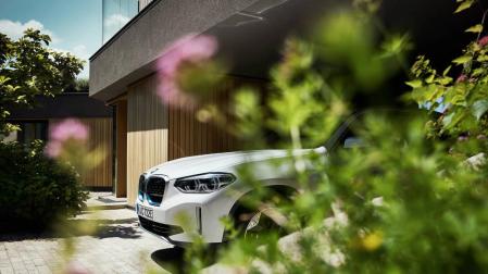 BMW iX3