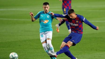 Imágenes del choque entre rojillos y culés correspondiente a la Jornada 37 de LaLiga Santander disputado en el Camp Nou.