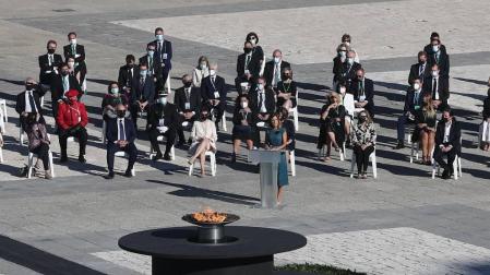 Fotos del homenaje a las víctimas de Covid-19 en Madrid