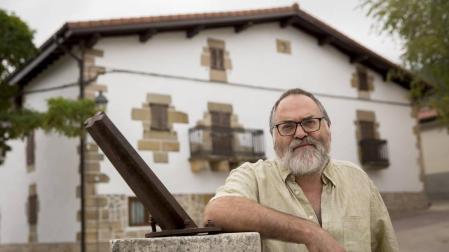 Victoriano Gabirondo, alcalde: “Convocaremos un 'batzarre' para buscar relevo en el Ayuntamiento”