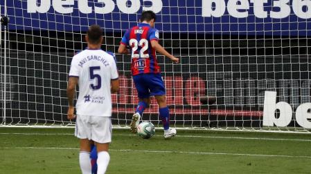 Los errores condenan al Valladolid en Ipurúa