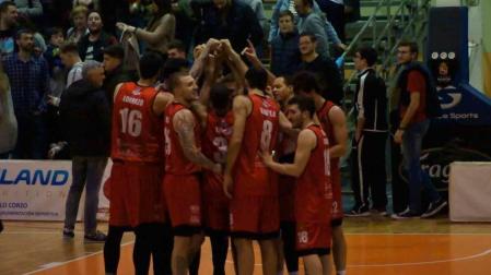 El Basket Navarra mantiene viva la esperanza