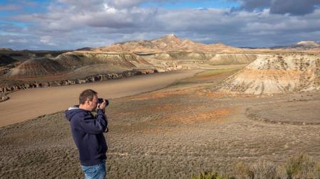 Un sendero que recorre vestigios medievales