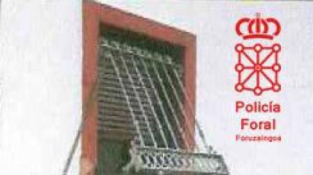 Ventana por la que accedieron a la vivienda para realizar el robo