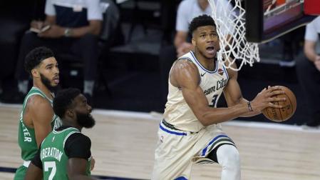 Antetokounmpo y Harden muestran su condición de MVP tras el parón de la Covid-19