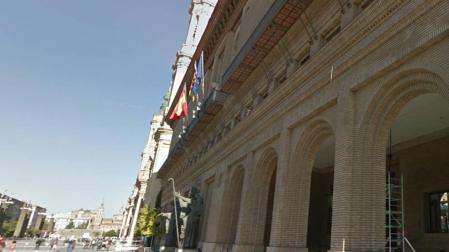Exterior del Ayuntamiento de Zaragoza.