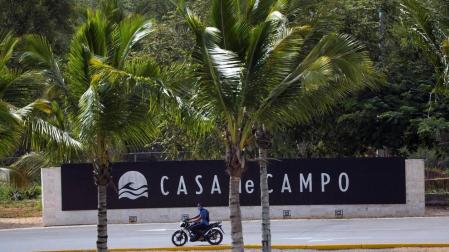 Calma en torno a la urbanización dominicana donde podría estar el rey emérito