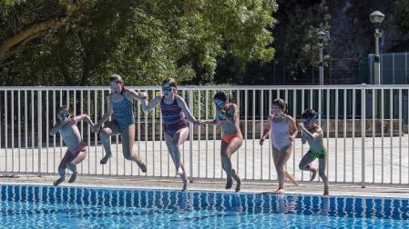 Piscinas de 27 municipios reciben a los bañistas en Tierra Estella