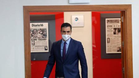 Sánchez defiende la Monarquía y el Pacto Constitucional en una carta a la militancia socialista