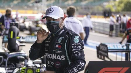 El finlandés Bottas seguirá pilotando un Mercedes en 2021