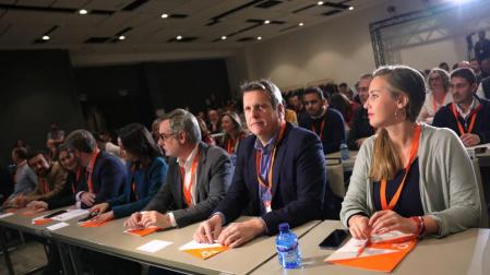 La Secretaria de Juventud de Cs, Melisa Rodríguez, el vicesecretario general y Secretario de Finanzas de Cs, Carlos Cuadrado y la portavoz en el Congreso, Inés Arrimadas (4d), el Secretario de Organización, Fran Hervías, durante la reunión del Consejo General del partido