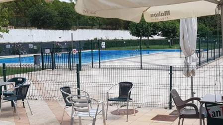 Las piscinas de Los Arcos, cerradas temporalmente por un positivo en covid-19 en el municipio.