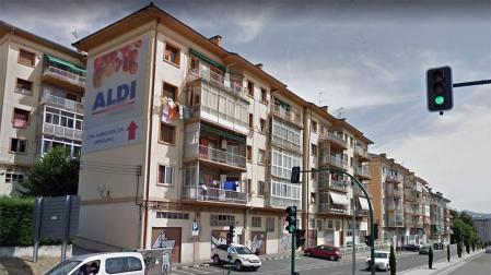 Pamplona dará ayudas para rehabilitar 80 viviendas de la carretera Sarriguren