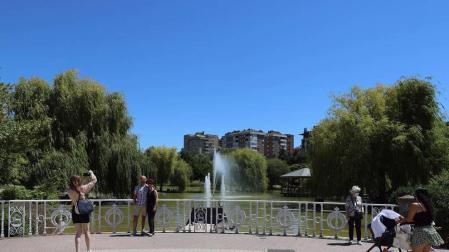 El jardín japonés, diseñado por técnicos de la ciudad hermana de Yamaguchi, es uno de los atractivos de la zona.