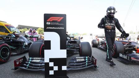 Hamilton se hace con la 'pole' del GP de España