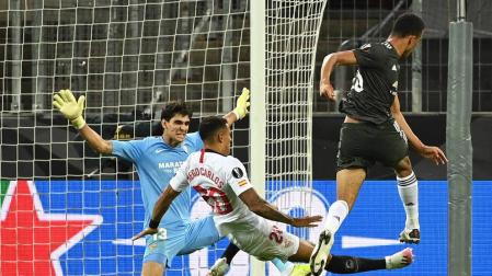 El Sevilla tiene Bono para la final de la Europa League