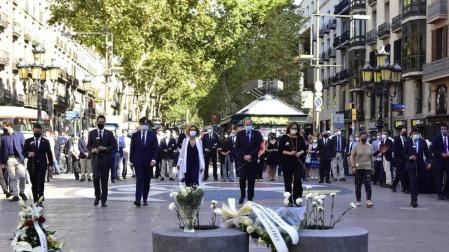 Barcelona recuerda en silencio el 17A, con las víctimas como protagonistas