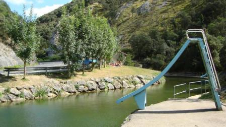 La piscina fluvial del río Araxes, en Betelu, nueva zona de baño natural