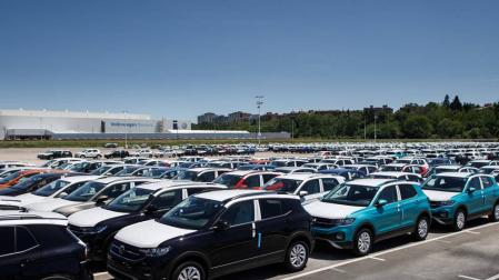 Alemania traslada a VW Navarra "buenas perspectivas" y habla de contrataciones