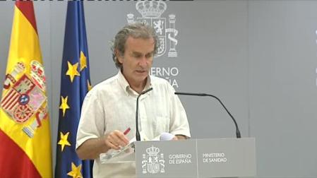 Sanidad advierte: "Las cosas no van bien. Sigue habiendo trasmisión y cada día tenemos más"