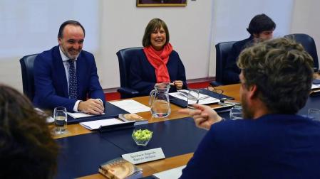 NA+ y Geroa pactan un acuerdo que enmienda al consejero Gimeno