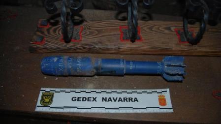 La Guardia Civil halla dos artefactos explosivos en Lizarraga y Mendigorría