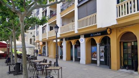 Cajero en la plaza Calderón de Murcia.