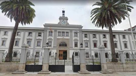 Juzgan a un hombre por asestar varias puñaladas a otro que empujó a su pareja en A Coruña