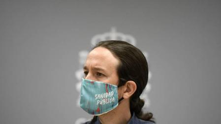 Iglesias y Montero suspenden sus vacaciones en Asturias por amenazas