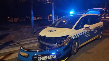 Una policía municipal resulta herida por un conductor dado a la fuga