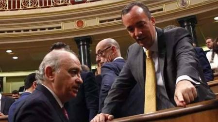 El exministro del Interior Jorge Fernández Díaz y el que fuera su secretario de Estado de Seguridad, Francisco Martínez