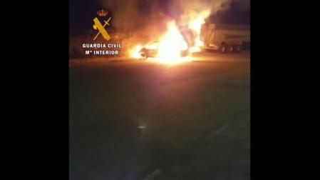 Incendio de un vehículo en Paternáin