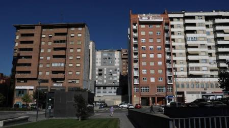 Publican la licitación para 34 viviendas de jóvenes y mayores en Azpilagaña