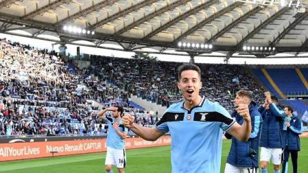 Osasuna negocia con el Lazio una opción de compra por Jony