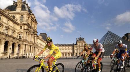 Sam Bennett se ha llevado este domingo en París la 21ª y última etapa del Tour de Francia 2020, en una jornada en la que se entregó el triunfo en la general al joven Tadej Pogacar.