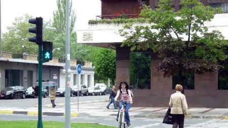 El Ayuntamiento mejorará más de 100 pasos de peatones que no tienen 5 metros previos libres