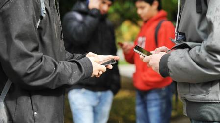 Aumentan los casos de extorsión a menores por fotos íntimas en redes