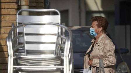 Nadie puede entrar o salir de la localidad salvo por motivos laborales, sanitarios, educativos o de cuidado de personas dependientes.