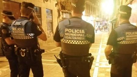 100 denunciados el fin de semana en Pamplona por botellón y 68 por no usar mascarilla