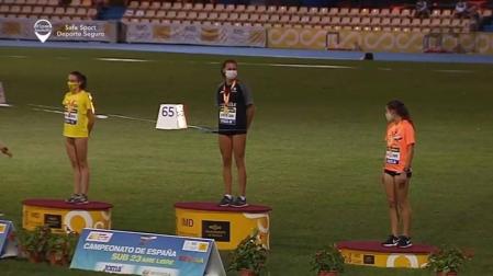 Podio de los 3.000 obstáculos con la navarra Maite González en lo más alto.