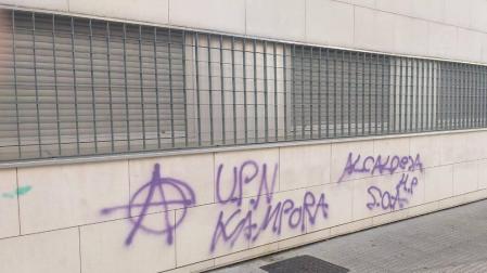 UPN denuncia ante la Policía Nacional pintadas contra la alcaldesa