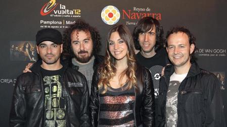 Los componentes del grupo musical "La Oreja de Van Gogh" presentaron el tema principal de la Vuelta a España 2012 en la sala madrileña  Sala Honky Tonk, al tiempo que anunciaron que el videoclip se grabará en la Comunidad foral.
